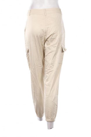 Damenhose Made In Italy, Größe M, Farbe Beige, Preis 20,49 €