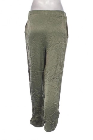 Pantaloni de femei NA-KD, Mărime S, Culoare Verde, Preț 134,99 Lei