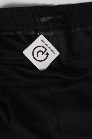 Damenhose ONLY, Größe XL, Farbe Schwarz, Preis € 8,99