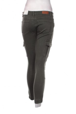 Pantaloni de femei ONLY, Mărime M, Culoare Verde, Preț 81,99 Lei