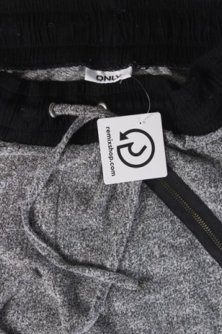 Damenhose ONLY, Größe S, Farbe Mehrfarbig, Preis € 7,49