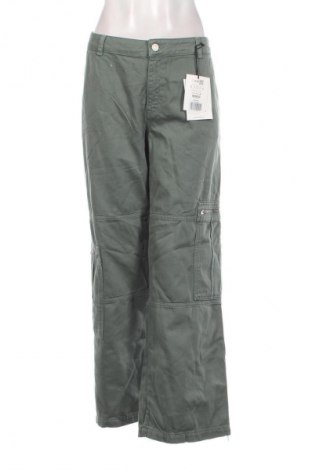 Damenhose Pull&Bear, Größe XL, Farbe Grün, Preis 11,99 €