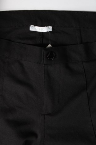 Pantaloni de femei Stitch & Soul, Mărime M, Culoare Negru, Preț 38,99 Lei