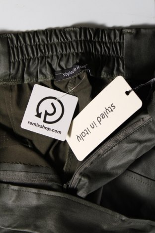 Pantaloni de femei Styled In Italy, Mărime S, Culoare Verde, Preț 52,99 Lei