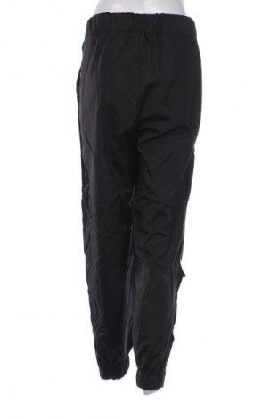 Pantaloni de femei Trendyol, Mărime L, Culoare Negru, Preț 134,99 Lei