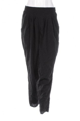 Pantaloni de femei Triumph, Mărime M, Culoare Negru, Preț 71,99 Lei