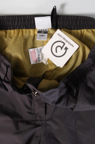 Damenhose Umbro, Größe M, Farbe Grau, Preis € 14,99