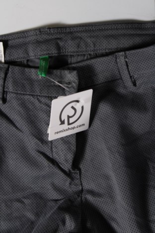 Damenhose United Colors Of Benetton, Größe M, Farbe Grau, Preis 28,99 €