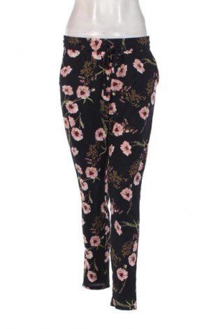 Pantaloni de femei Vero Moda, Mărime XS, Culoare Multicolor, Preț 32,99 Lei