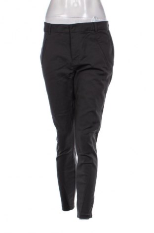 Pantaloni de femei Vero Moda, Mărime M, Culoare Gri, Preț 35,99 Lei