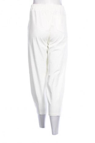 Pantaloni de femei Wendy Trendy, Mărime L, Culoare Alb, Preț 112,55 Lei