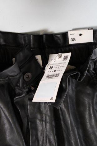 Γυναικείο παντελόνι Zara, Μέγεθος M, Χρώμα Μαύρο, Τιμή 15,99 €