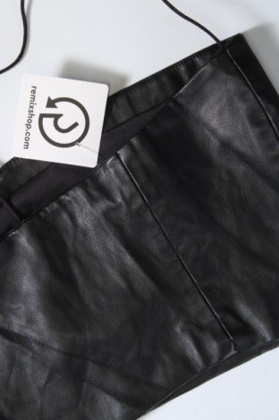 Damentop, Größe S, Farbe Schwarz, Preis € 7,99