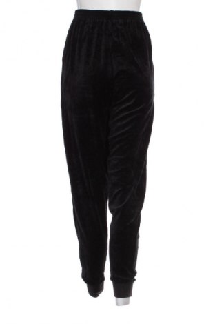 Pantaloni trening de femei, Mărime M, Culoare Negru, Preț 33,99 Lei