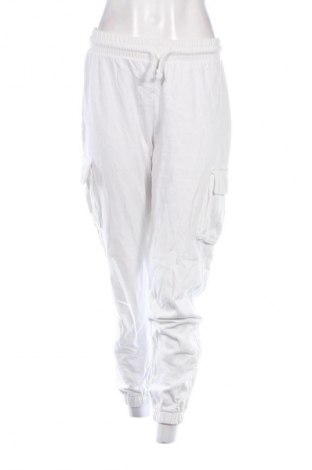 Pantaloni trening de femei Clockhouse, Mărime S, Culoare Alb, Preț 43,99 Lei