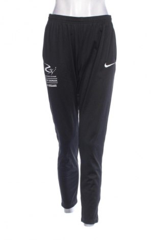 Dámske tepláky Nike, Veľkosť M, Farba Čierna, Cena  50,95 €