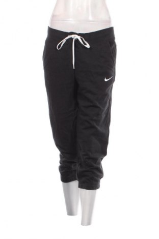 Dámske tepláky Nike, Veľkosť L, Farba Čierna, Cena  21,45 €