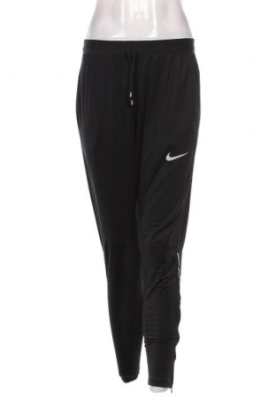 Pantaloni trening de femei Nike, Mărime S, Culoare Negru, Preț 128,99 Lei