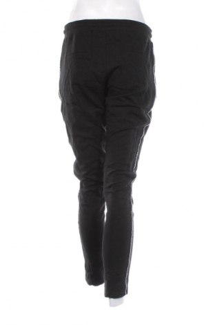 Pantaloni trening de femei Ofelia, Mărime L, Culoare Negru, Preț 48,99 Lei