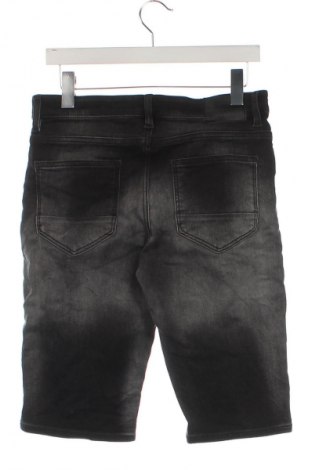 Pantaloni scurți pentru copii, Mărime 15-18y/ 170-176 cm, Culoare Negru, Preț 24,99 Lei