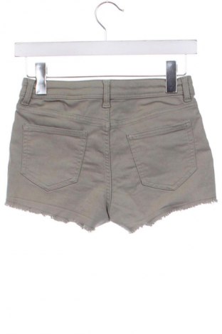 Kinder Shorts H&M, Größe 12-13y/ 158-164 cm, Farbe Grün, Preis 3,99 €