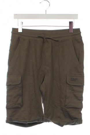 Kinder Shorts KappAhl, Größe 15-18y/ 170-176 cm, Farbe Grün, Preis € 8,49