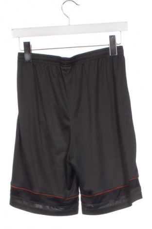 Kinder Shorts Nike, Größe 10-11y/ 146-152 cm, Farbe Grau, Preis € 25,93