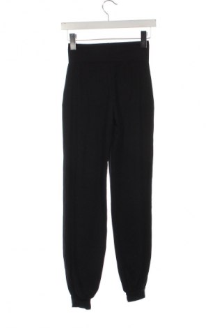 Pantaloni de trening, pentru copii, Mărime 10-11y/ 146-152 cm, Culoare Negru, Preț 35,99 Lei