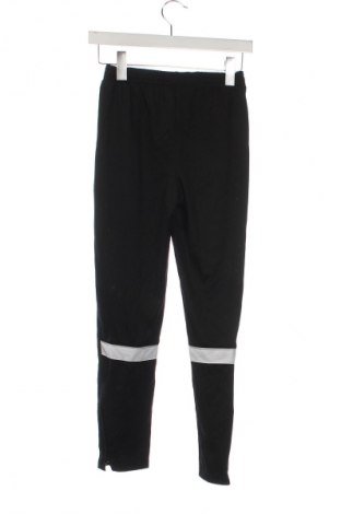 Kinder Sporthose Nike, Größe 11-12y/ 152-158 cm, Farbe Schwarz, Preis 28,49 €