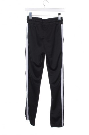 Pantaloni de trening, pentru copii Nike, Mărime 12-13y/ 158-164 cm, Culoare Negru, Preț 62,99 Lei