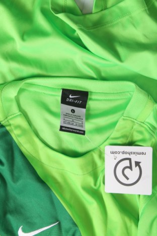 Bluză de trening, pentru copii Nike, Mărime 10-11y/ 146-152 cm, Culoare Verde, Preț 77,99 Lei