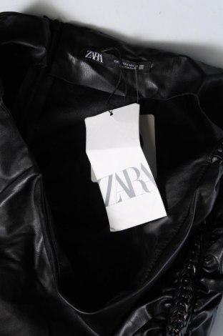 Кожена пола Zara, Размер L, Цвят Черен, Цена 78,49 лв.