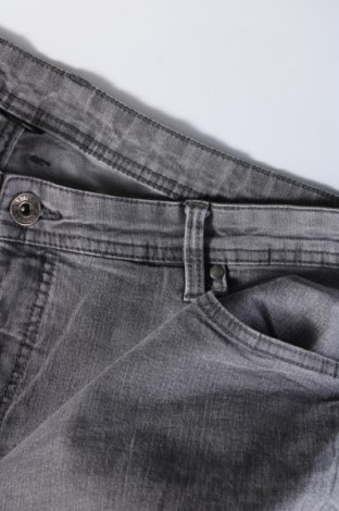 Herren Jeans, Größe 3XL, Farbe Grau, Preis 24,99 €