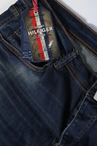 Мъжки дънки Hilfiger Denim, Размер XL, Цвят Син, Цена 122,99 лв.