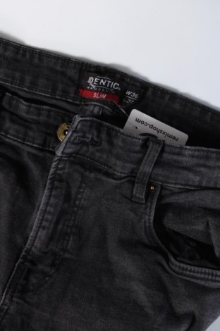 Herren Jeans Identic, Größe L, Farbe Grau, Preis 13,99 €