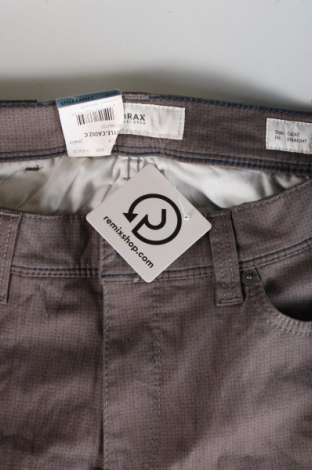 Pantaloni de bărbați Brax, Mărime M, Culoare Gri, Preț 48,99 Lei