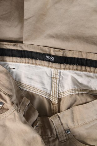 Pantaloni de bărbați Hugo Boss, Mărime L, Culoare Bej, Preț 169,99 Lei