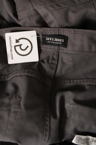 Pantaloni de bărbați Jack & Jones, Mărime L, Culoare Gri, Preț 68,99 Lei