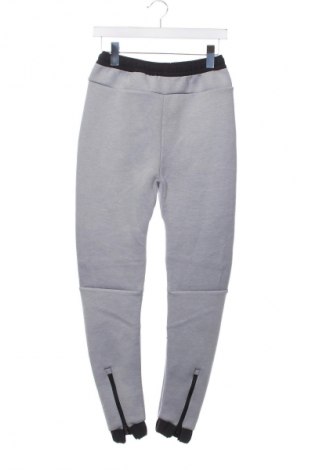 Pantaloni de bărbați Reebok, Mărime XS, Culoare Gri, Preț 107,99 Lei