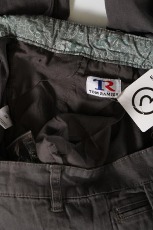 Pantaloni de bărbați Tom Ramsey, Mărime L, Culoare Gri, Preț 33,99 Lei