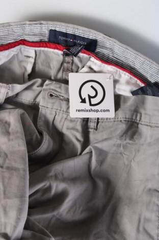 Pánske nohavice  Tommy Hilfiger, Veľkosť L, Farba Sivá, Cena  25,95 €