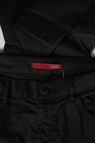 Pantaloni de bărbați Zara Man, Mărime M, Culoare Negru, Preț 32,99 Lei