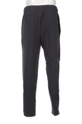 Pantaloni trening de bărbați Reebok, Mărime M, Culoare Gri, Preț 150,99 Lei