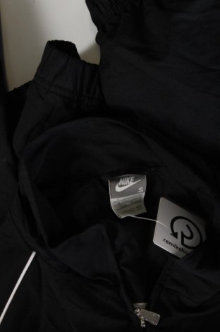 Herrenjacke Nike, Größe S, Farbe Schwarz, Preis 43,49 €