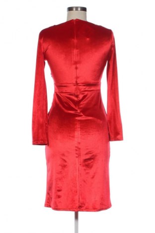 Kleid, Größe M, Farbe Rot, Preis 8,99 €