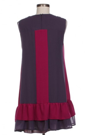 Kleid, Größe M, Farbe Lila, Preis 8,99 €