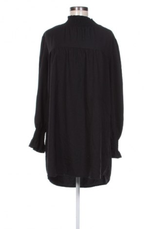 Kleid, Größe XL, Farbe Schwarz, Preis 15,99 €