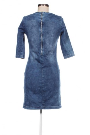 Kleid, Größe M, Farbe Blau, Preis 8,99 €