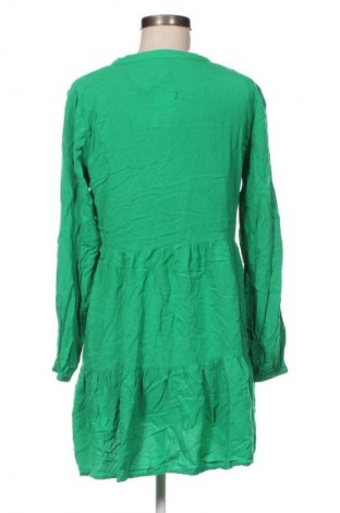 Kleid Amisu, Größe M, Farbe Grün, Preis 8,49 €