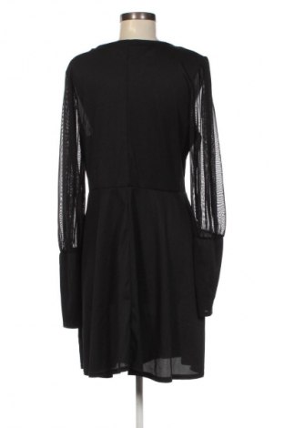 Kleid Boohoo, Größe XL, Farbe Schwarz, Preis 14,99 €